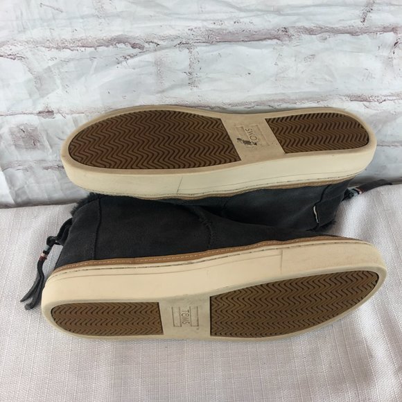 TOMS Women's 9 Gray Paxton Suede Slip-on Fur Lined Chukka Sneakers - Picture 9 of 9